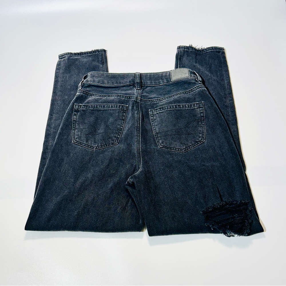 American Eagle jeans Mom jeans black jeans distressed black women size 0